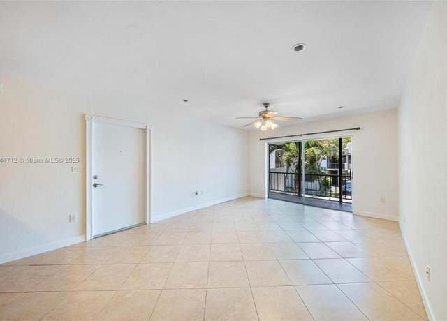 Property at 7907 SW 104th St Unit 204H, Miami, FL 33156, 1 bed, 1 bath