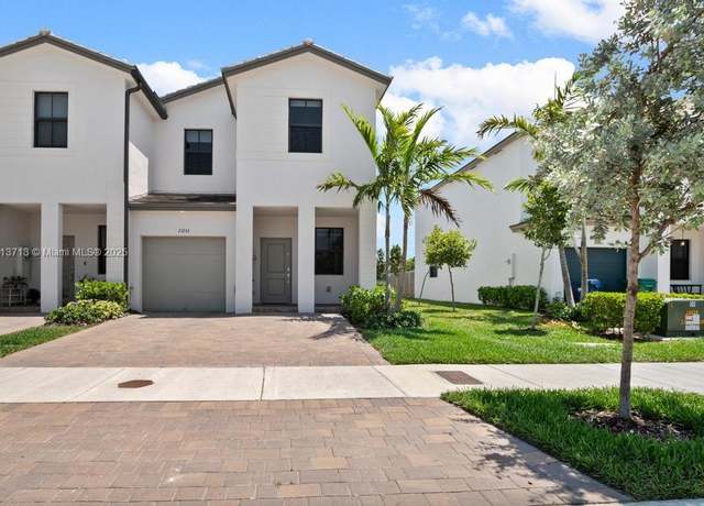 Property at 13132 SW 234 Ter, Homestead, FL 33032, 3 beds, 2.5 baths