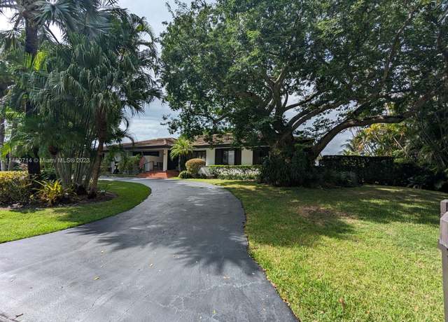 Photo of 451 Rovino Ave, Coral Gables, FL 33156