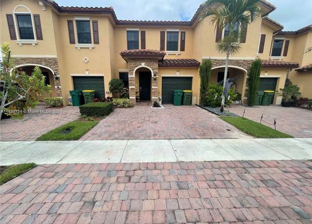 Property at 3757 SE 2nd St #3757, Homestead, FL 33033, 3 beds, 2.5 baths