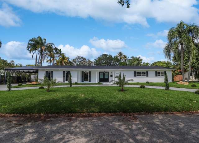 Property at 8523 SW 103rd St, Miami, FL 33156, 4 beds, 3 baths