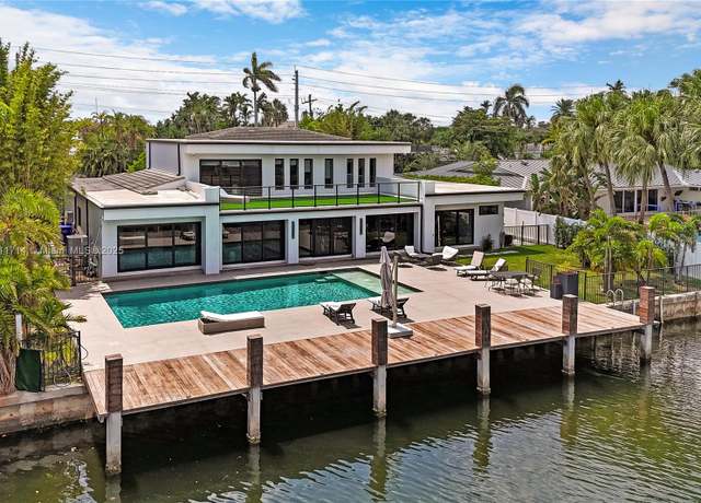 Property at 1601 Diplomat Pkwy, Hollywood, FL 33019, 6 beds, 7 baths