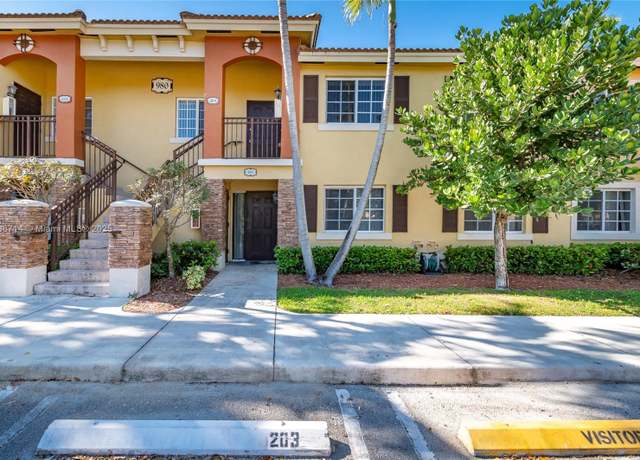 Property at 980 NE 33rd Ter #101, Homestead, FL 33033, 3 beds, 2 baths
