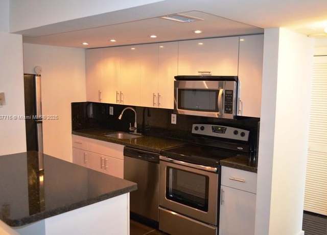 Property at 1035 West Ave #205, Miami Beach, FL 33139, 2 beds, 1.5 baths