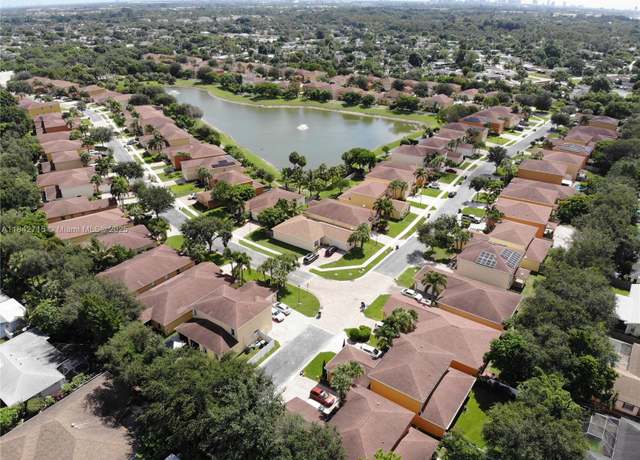Property at 5845 Gypsum Pl, West Palm Beach, FL 33413, 3 beds, 2 baths
