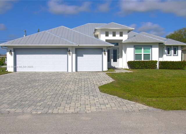 Property at 5231 NW Iredell St, Port St Lucie, FL 34986, 5 beds, 4 baths