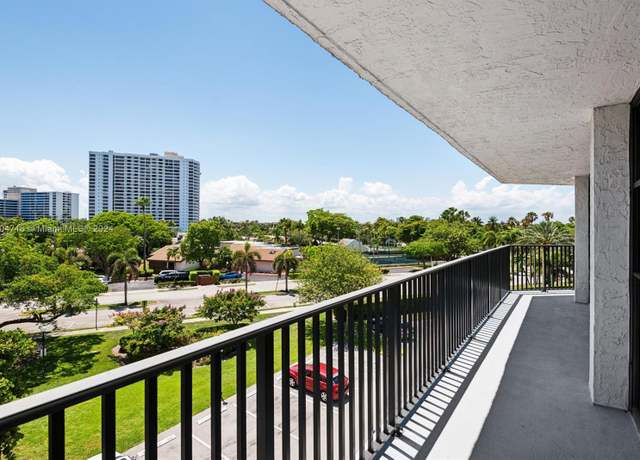 Property at 400 Leslie Dr #409, Hallandale Beach, FL 33009, 2 beds, 2 baths