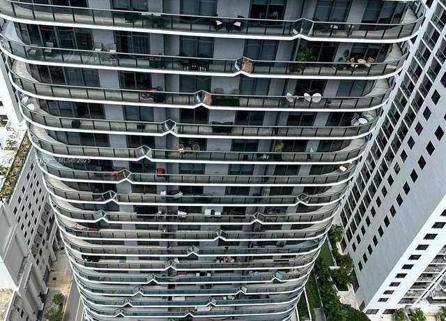 Property at 45 SW 9th St #3407, Miami, FL 33130, 1 bed, 1 bath