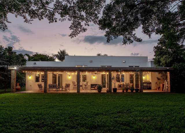 Property at 12301 SW 107th Ave, Miami, FL 33176, 4 beds, 4 baths