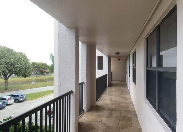 Property at 10360 NW 30th Ct #303, Sunrise, FL 33322, 2 beds, 2 baths
