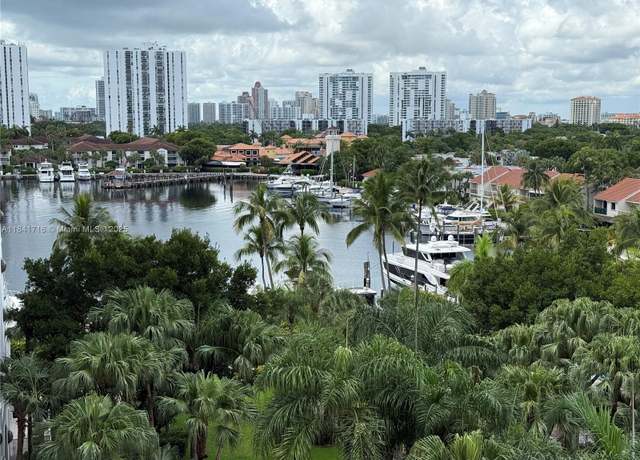 Property at 3610 Yacht Club Dr #713, Aventura, FL 33180, 3 beds, 2 baths