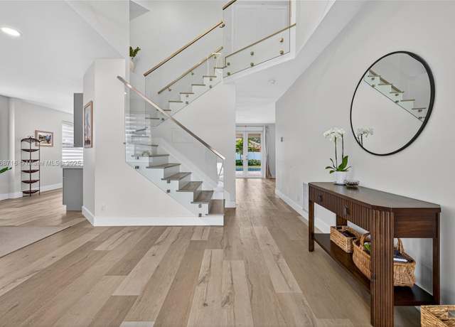 Property at 1127 Hidden Valley Way, Weston, FL 33327, 4 beds, 2.5 baths