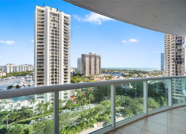 Property at 19400 Turnberry Way #1132, Aventura, FL 33180, 3 beds, 3 baths