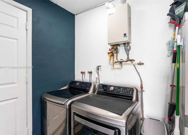 Property at 8885 SW 182nd Ter, Palmetto Bay, FL 33157, 3 beds, 2 baths
