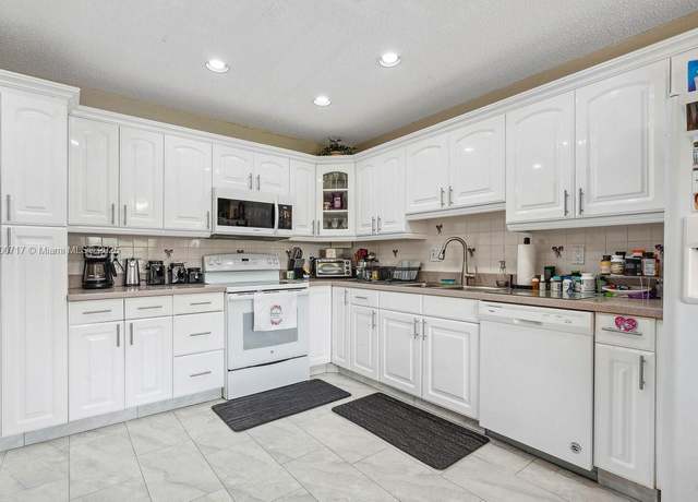 Property at 1621 NW 20th Ave #203, Delray Beach, FL 33445, 2 beds, 2 baths