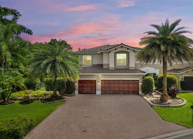 Property at 11565 Mantova Bay Cir, Boynton Beach, FL 33473, 6 beds, 5 baths