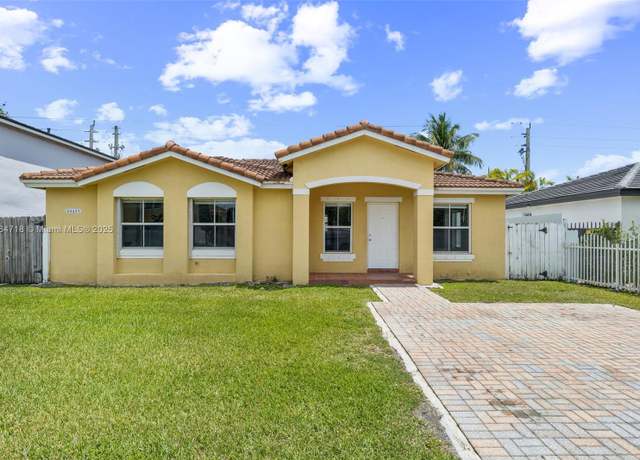 Property at 24431 SW 112th Ct, Homestead, FL 33032, 3 beds, 2 baths