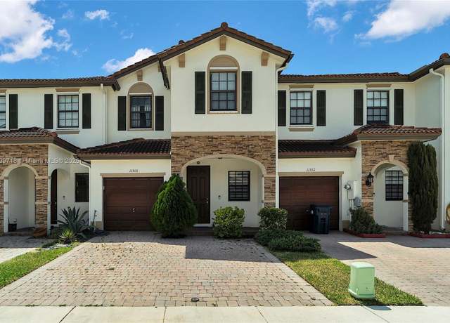 Property at 11916 SW 154th Ave, Miami, FL 33196, 3 beds, 2.5 baths