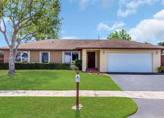 Property at 13227 SW 85th Ter, Miami, FL 33183, 3 beds, 2 baths