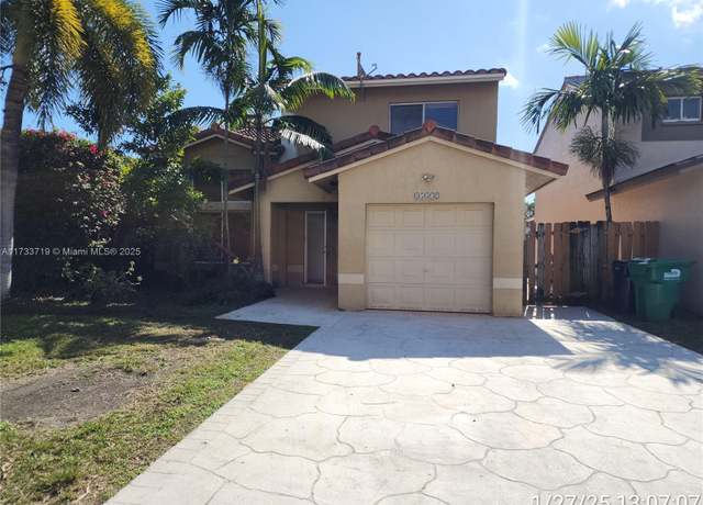 Property at 15632 SW 100th Ter, Miami, FL 33196, 3 beds, 2 baths