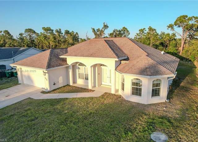 Property at 4456 Callaway St, Port Charlotte, FL 33981, 3 beds, 2 baths