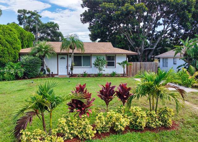 Property at 3426 1st Pl, Vero Beach, FL 32968, 2 beds, 2 baths