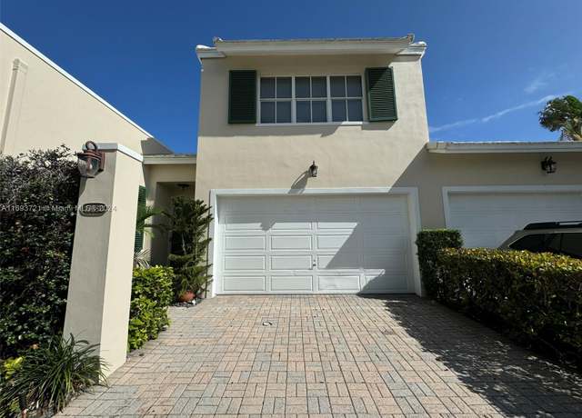 Property at 17330 Bermuda Village Dr, Boca Raton, FL 33487, 4 beds, 4 baths