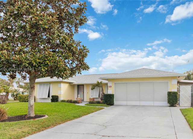 Property at 3557 Nicklaus Dr, Titusville, FL 32780, 3 beds, 2 baths