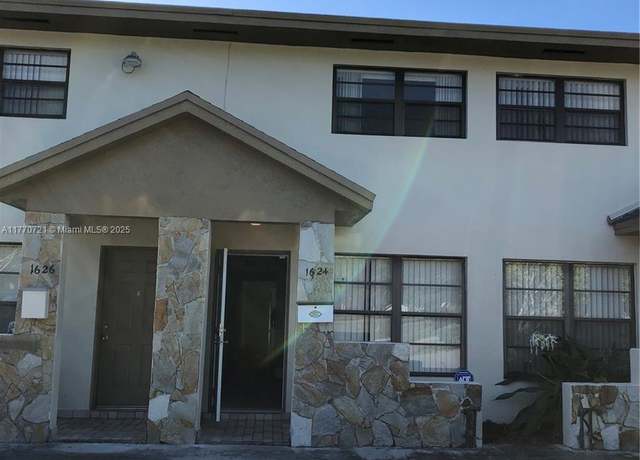 Property at 1624 NE 151st St #1624, Miami, FL 33162, 2 beds, 2.5 baths