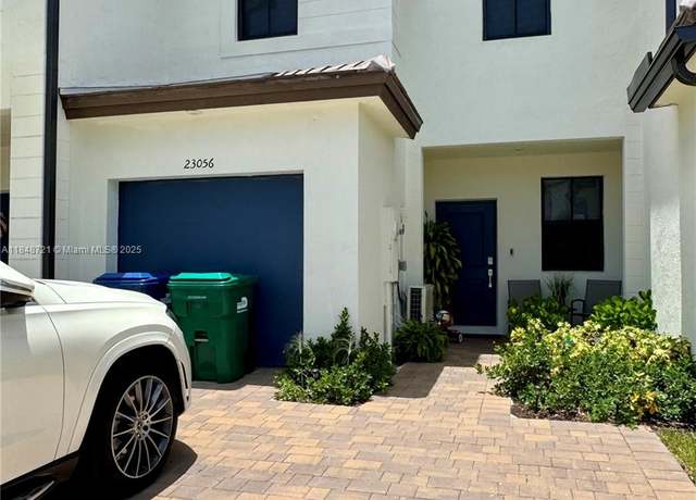 Property at 23056 SW 129th Ct, Miami, FL 33170, 3 beds, 2.5 baths