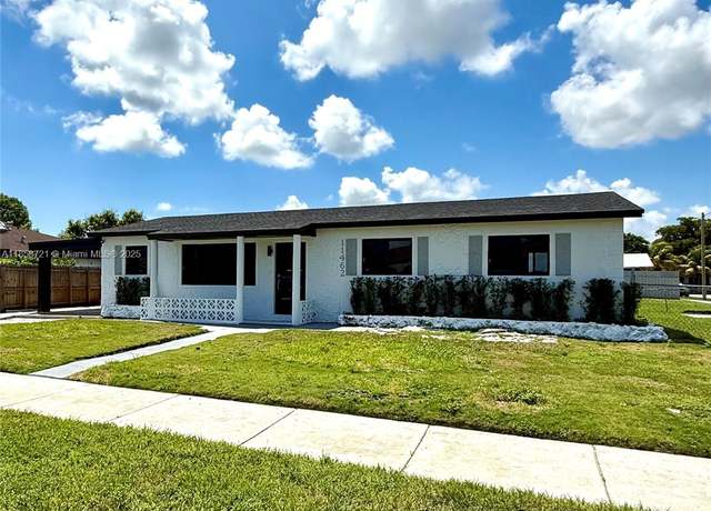 Property at 11462 SW 225th St, Miami, FL 33170, 4 beds, 2 baths