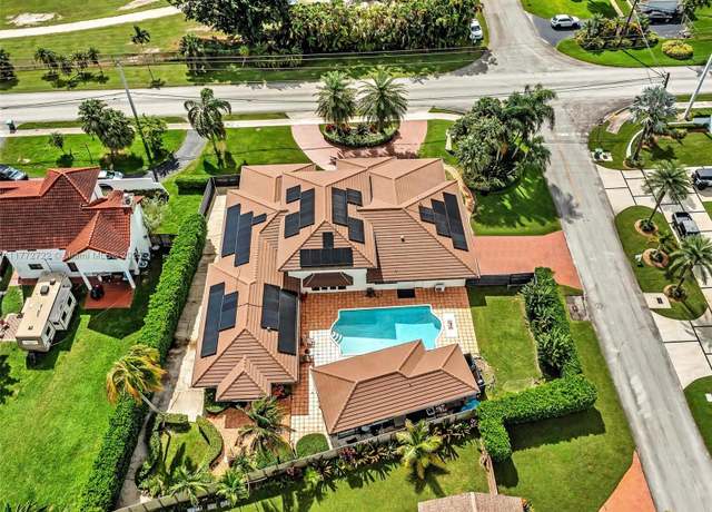 Property at 9461 SW 128th St, Miami, FL 33176, 5 beds, 4.5 baths