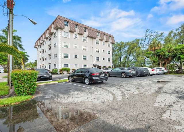 Property at 5911 NE 14th Ln Unit 201S, Fort Lauderdale, FL 33334, 2 beds, 2 baths