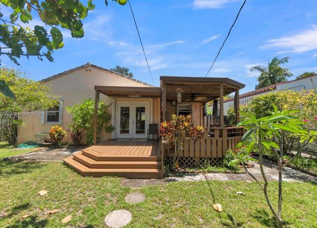 Property at 1521 Funston St, Hollywood, FL 33020, 2 beds, 1 bath