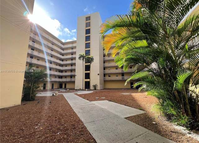 Property at 15600 NW 7th Ave #301, Miami, FL 33169, 1 bed, 1 bath