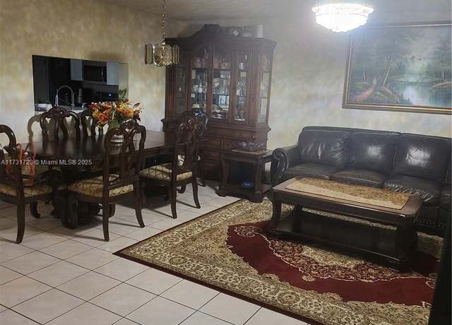 Property at 10877 NW 8th St #10877, Pembroke Pines, FL 33026, 3 beds, 2.5 baths