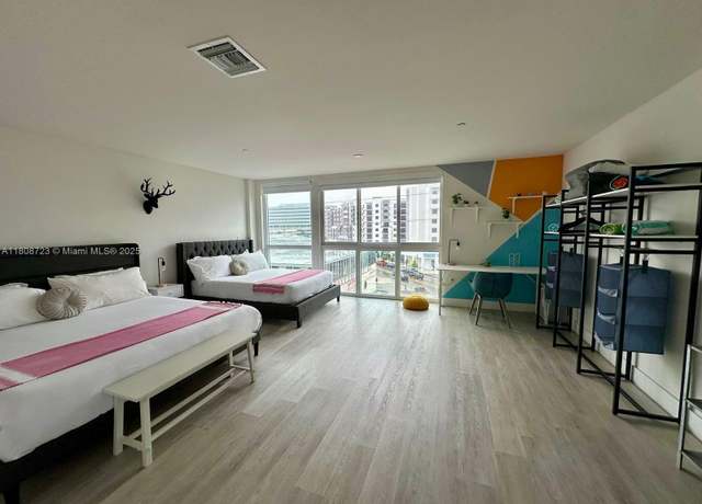 Property at 19380 NE 26th Ave #305, Miami, FL 33180, 1 bath