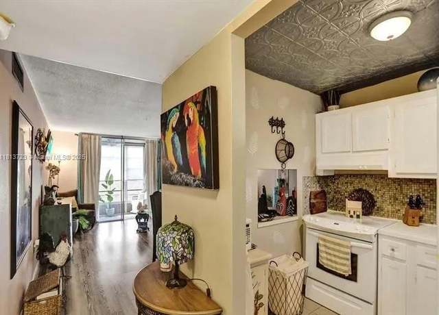 Property at 2801 N Pine Island Rd #105, Sunrise, FL 33322, 1 bed, 1 bath