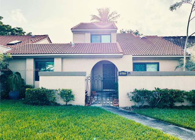 Property at 18015 NW 66th Ct Cir, Hialeah, FL 33015, 4 beds, 3 baths