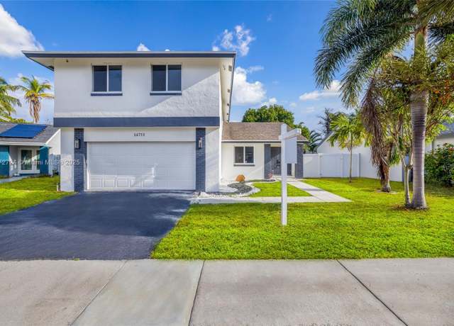 Property at 14751 Cedar Creek Pl, Davie, FL 33325, 4 beds, 2.5 baths