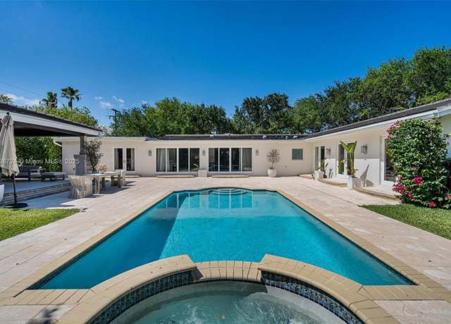 Property at 7160 SW 124th St, Pinecrest, FL 33156, 4 beds, 3 baths