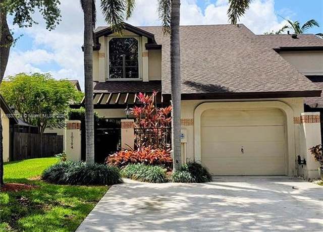 Property at 10194 SW 137 Ct #10194, Miami, FL 33186, 3 beds, 2.5 baths