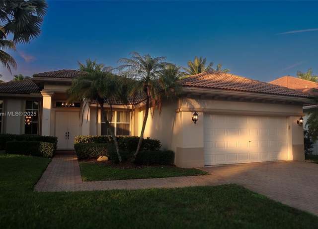 Property at 1955 Timberline Rd, Weston, FL 33327, 4 beds, 2.5 baths