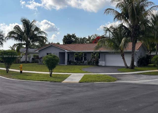 Property at 4888 NW 8th Ct, Plantation, FL 33317, 2 beds, 2 baths