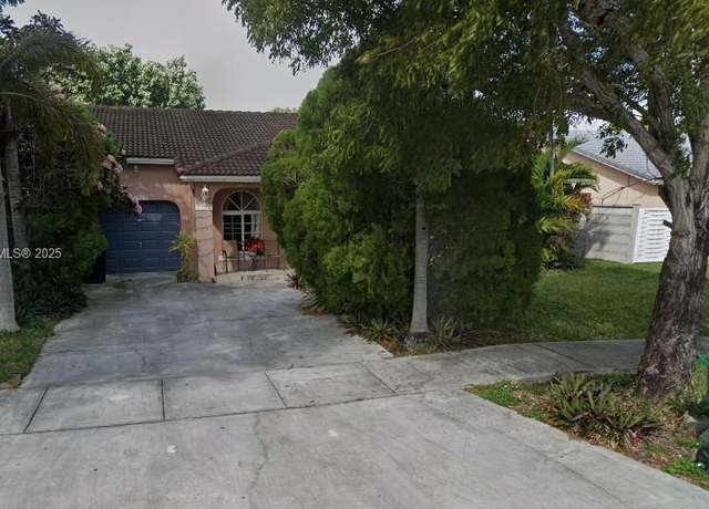 Property at 18236 SW 154th Pl, Miami, FL 33187, 4 beds, 2 baths