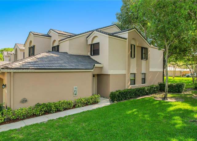 Property at 133 NW 98th Ter, Plantation, FL 33324, 3 beds, 2 baths