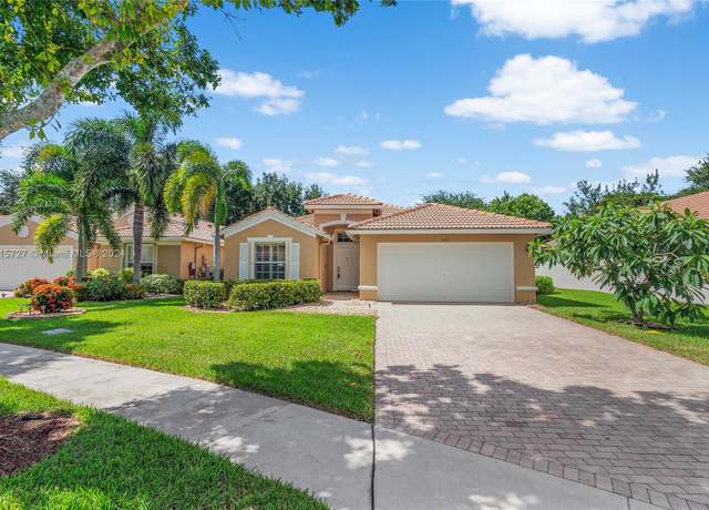 Property at 5301 Toscana Trl, Boynton Beach, FL 33437, 3 beds, 2 baths