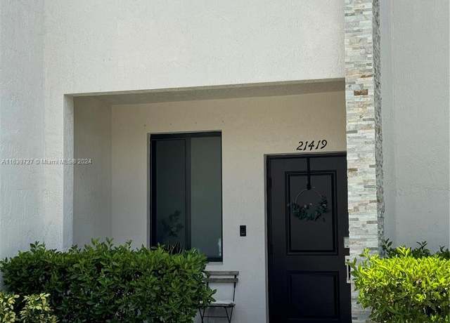 Property at 21419 NE 2nd Path, Miami, FL 33179, 3 beds, 2.5 baths