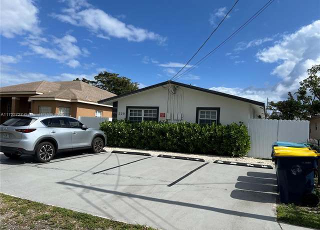 Property at 228 NW 9th Ave, Dania Beach, FL 33004, 3 beds, 2 baths