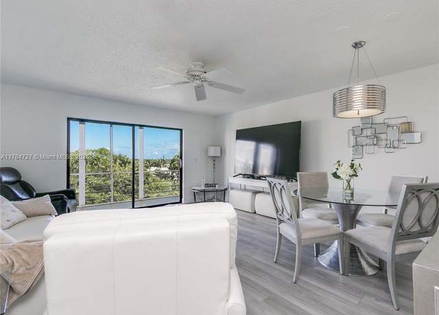 Property at 1425 Atlantic Shores Blvd #605, Hallandale Beach, FL 33009, 1 bed, 1.5 baths